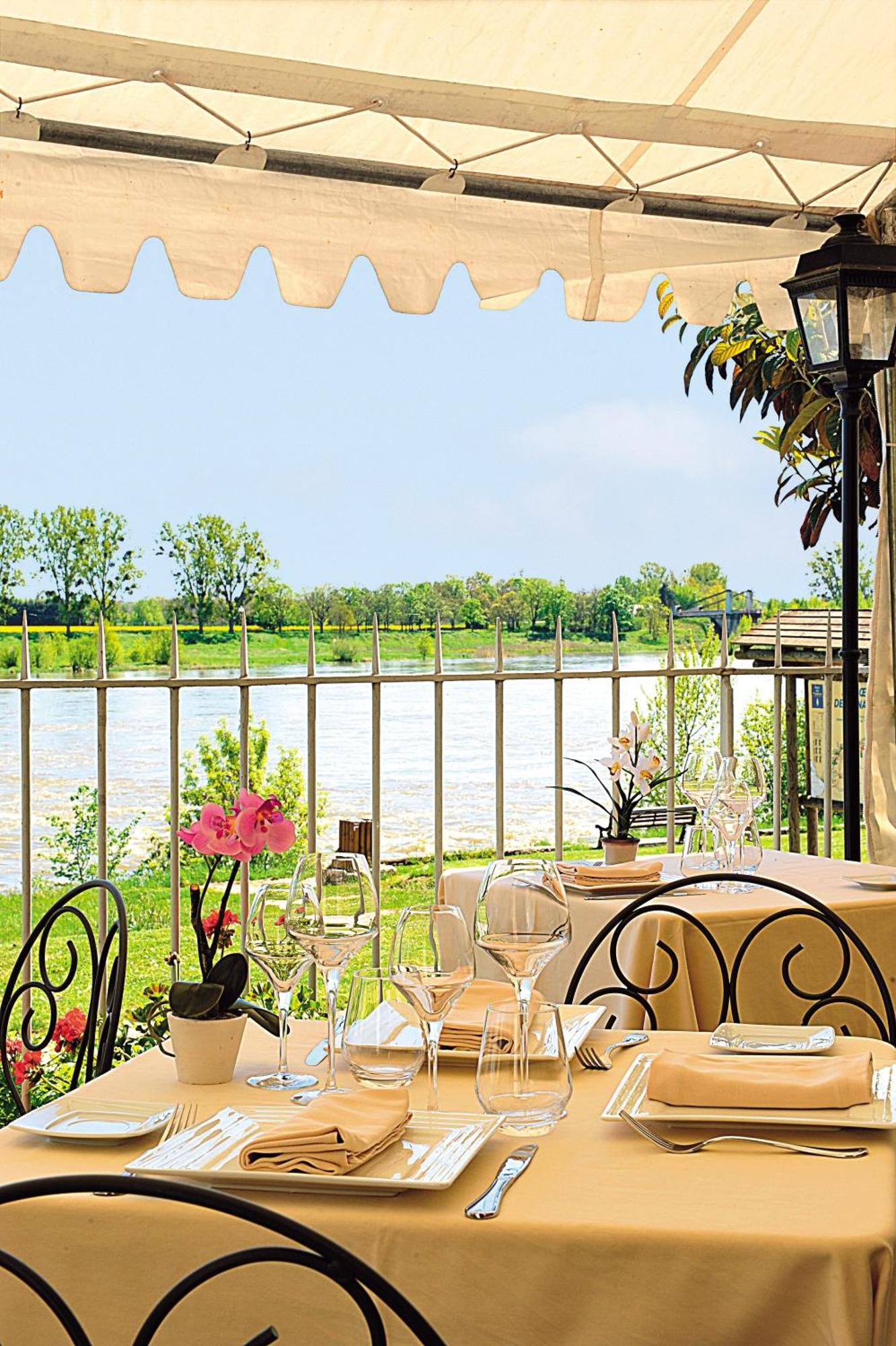 Logis Hotel Le Relais Louis XI Meung-sur-Loire Exterior foto