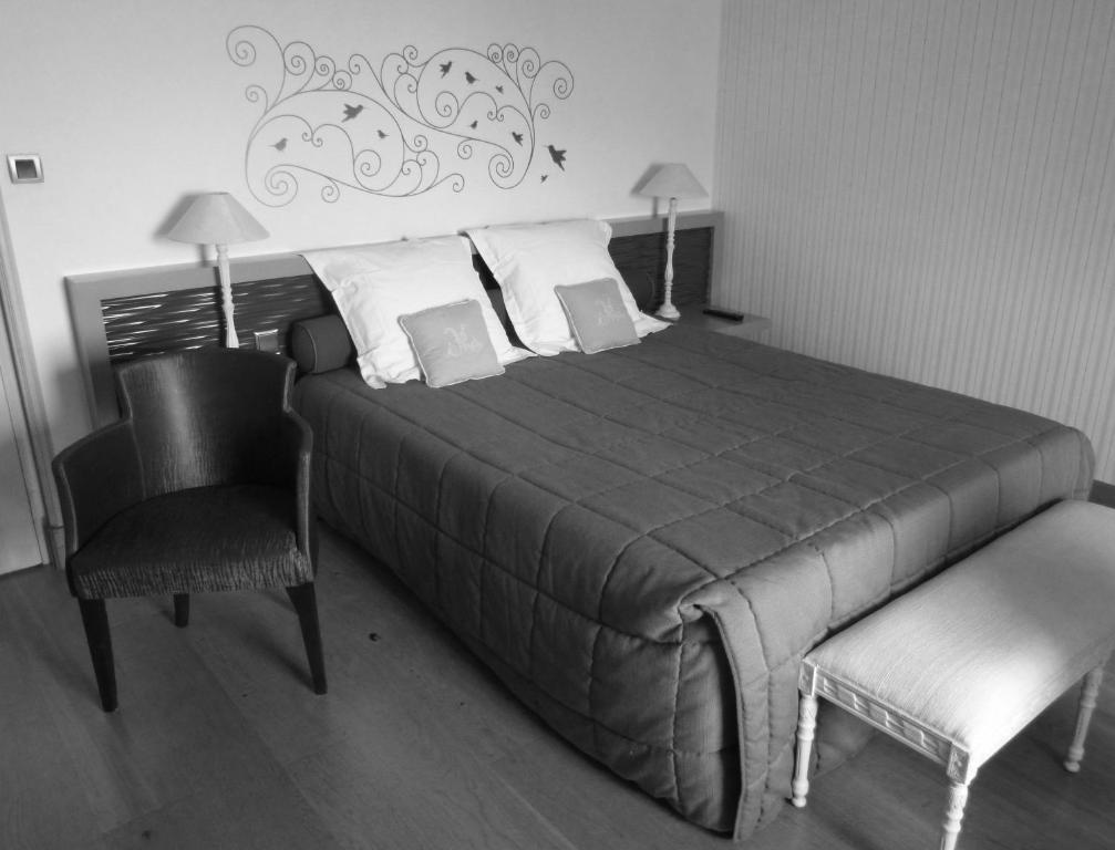 Logis Hotel Le Relais Louis XI Meung-sur-Loire Habitación foto